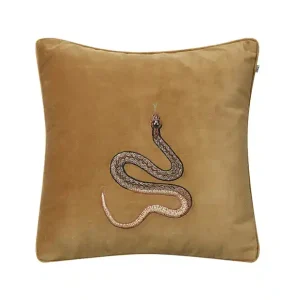 Embroidered Cobra Velvet Kuddfodral Masala Yellow Fynd